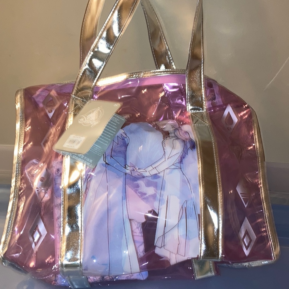 HP🎊Frozen Tote Bag w/small pouch